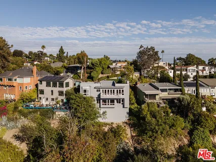 $2,099,000 | 1541 Silverwood Terrace, Los Angeles, CA 90026