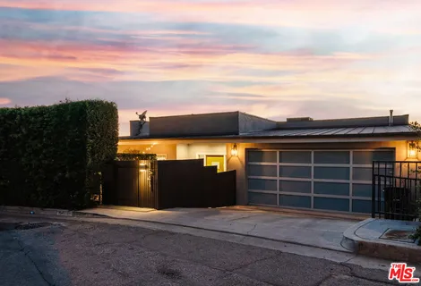 $2,099,000 | 1541 Silverwood Terrace, Los Angeles, CA 90026