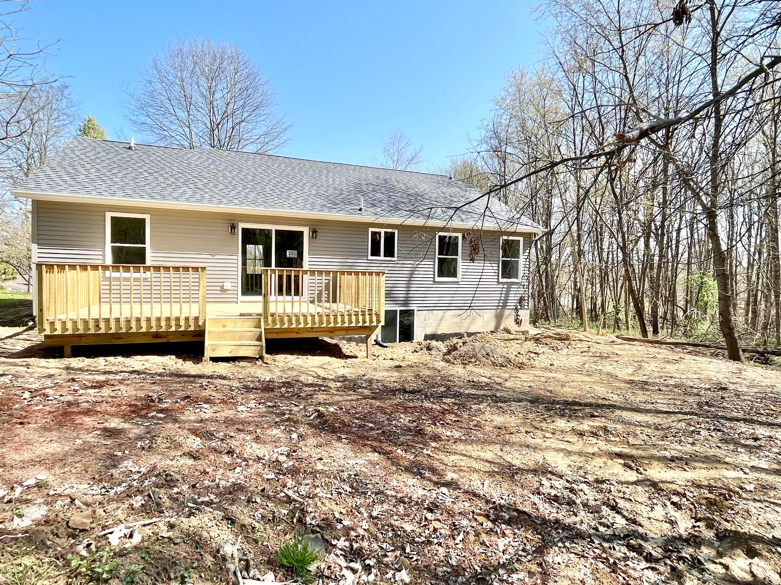 631 Berry Road Howard, OH 43028 - Photo 2 of 34 2
