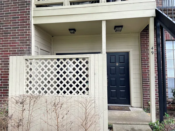 a view of a entryway