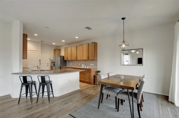 $2,100 | 9017 Norwich Castle, Austin, TX 78747