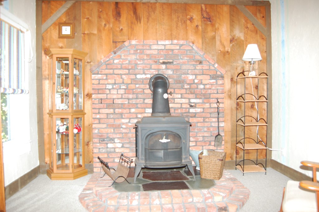 607 Pleasant Street Canton, MA 02021 - Photo 3 of 18 Gallery Image 3