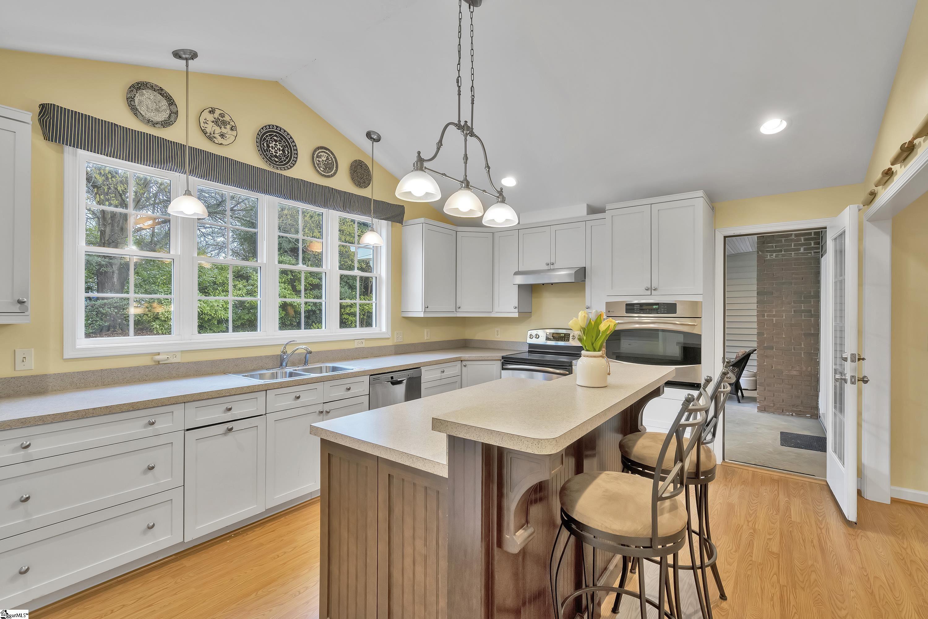 521 Pimlico Road Greenville, SC 29607 - Photo 8 of 21 Gallery Image 8