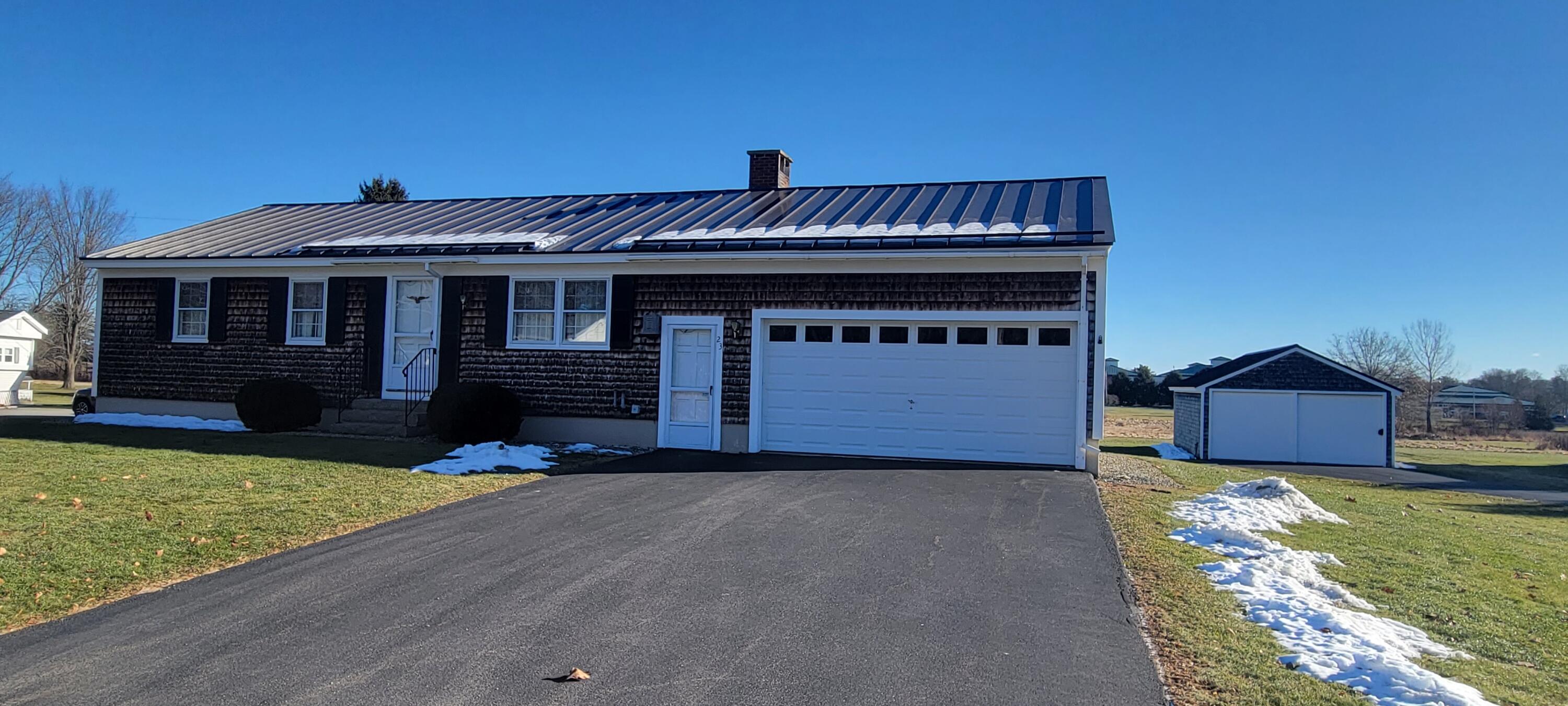 23 Lawrence Drive Waterville, ME 04901 - Photo 7 of 34 06