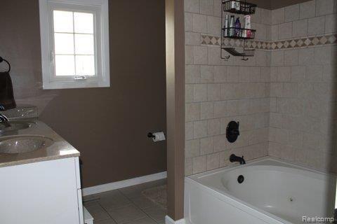 2162 South Custer Road Monroe, MI 48161 - Photo 13 of 31 IMG_0646.jpg