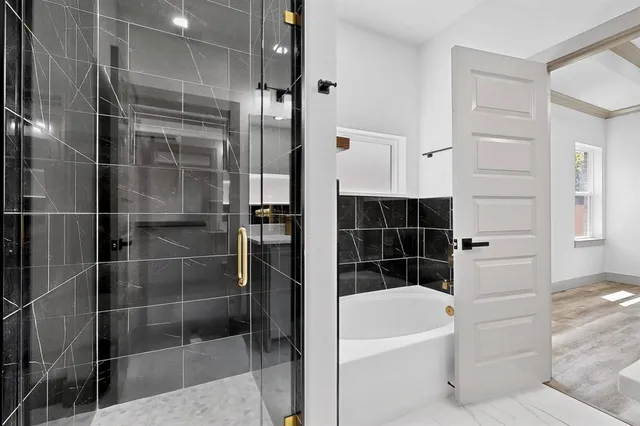 $308,000 | 806 South Sherman Street, Ennis, TX 75119