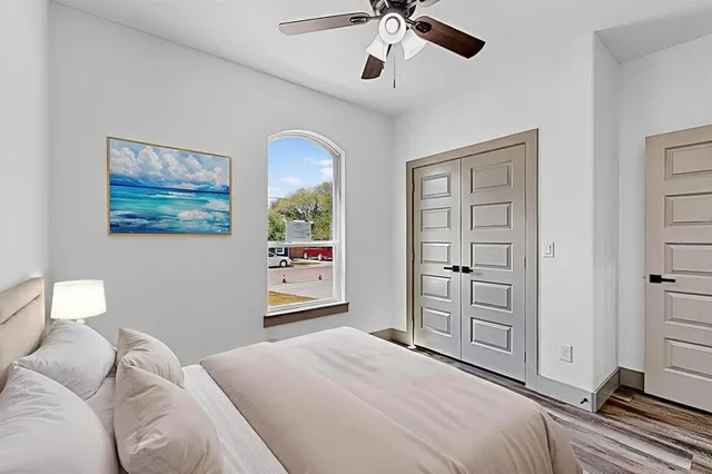 $308,000 | 806 South Sherman Street, Ennis, TX 75119