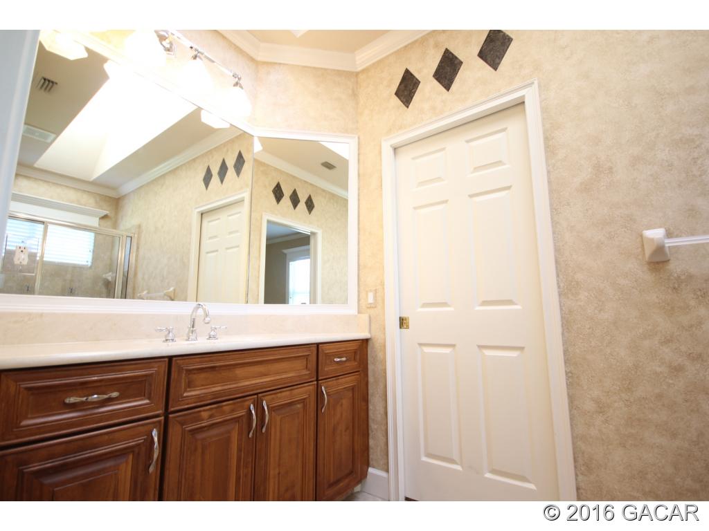 3025 Southwest 91 Terrace Gainesville, FL 32608 - Photo 16 of 19
