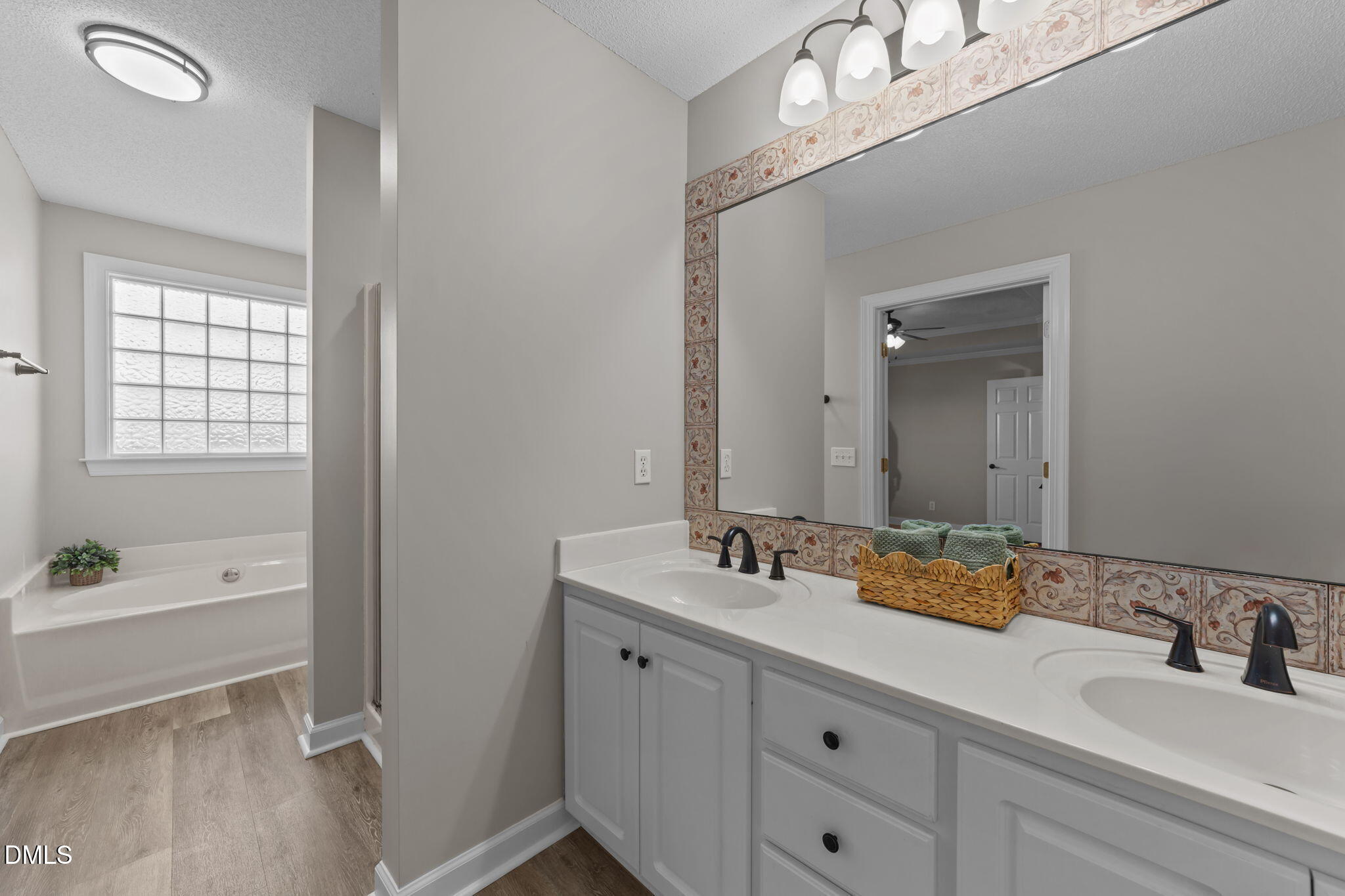 850 Pleasant Hill Church Road Benson, NC 27504 - Photo 20 of 39 Master Bath