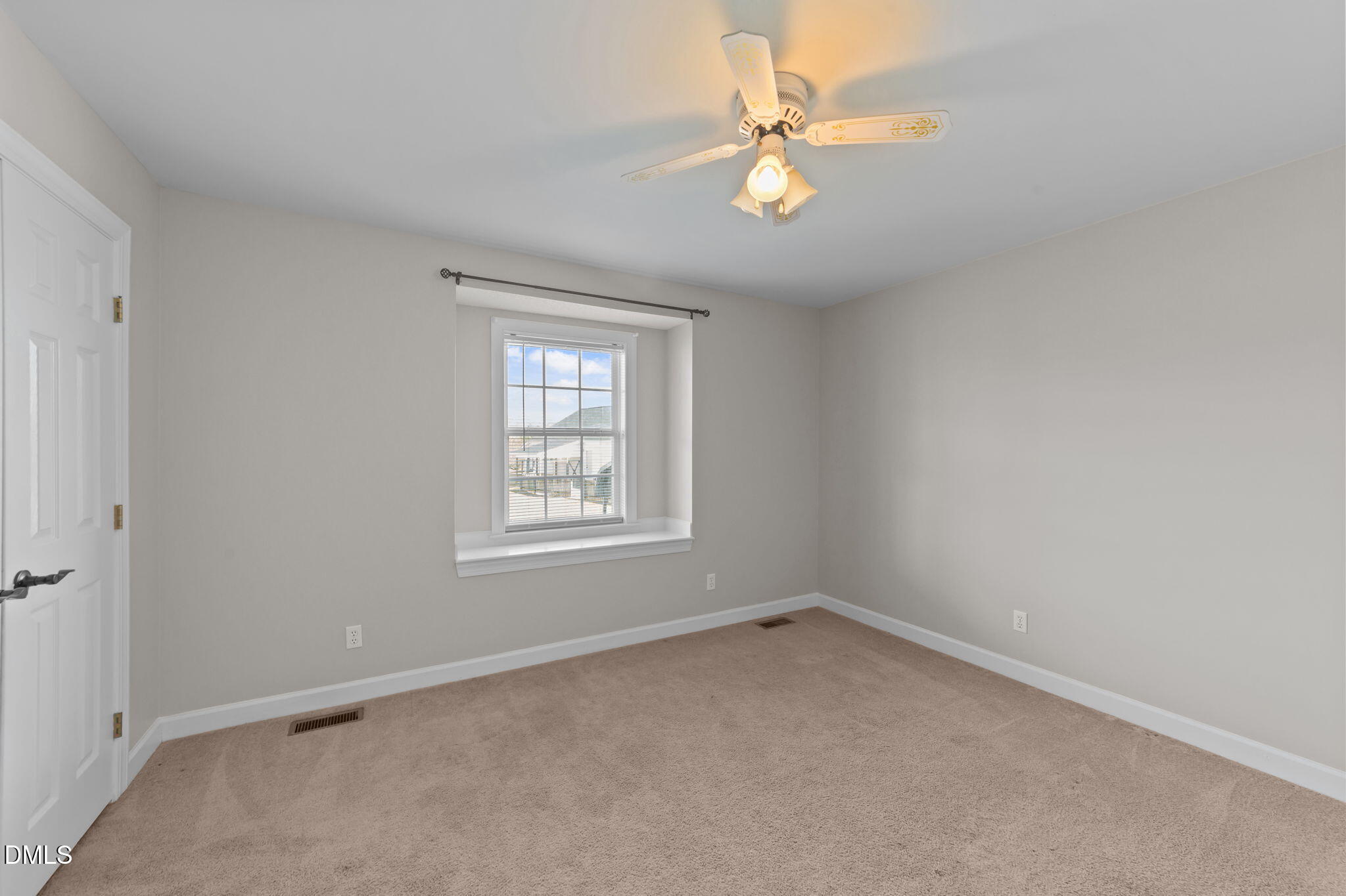 850 Pleasant Hill Church Road Benson, NC 27504 - Photo 27 of 39 Bedroom 3