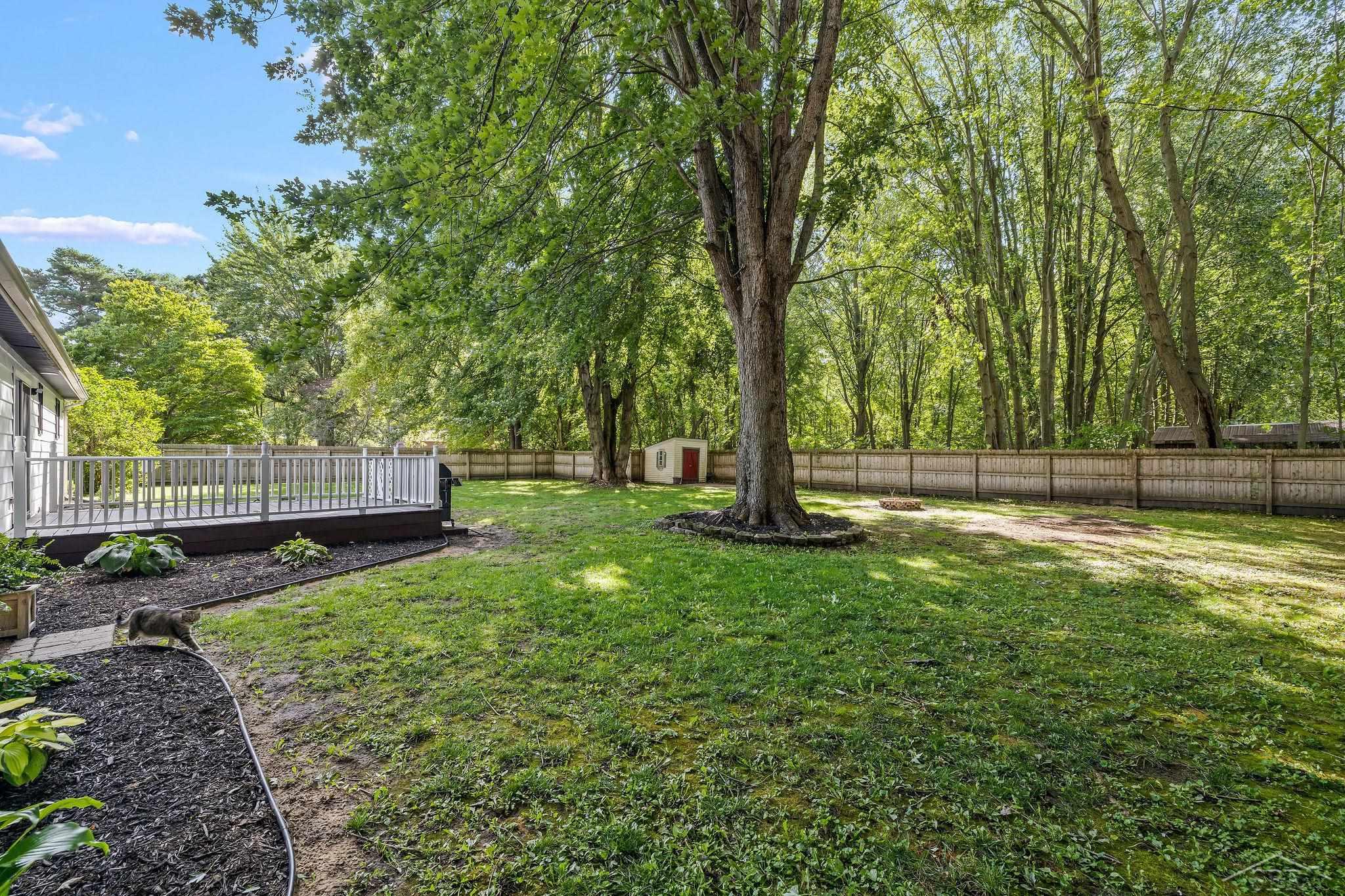 12701 Frost Road Hemlock, MI 48626 - Photo 7 of 37