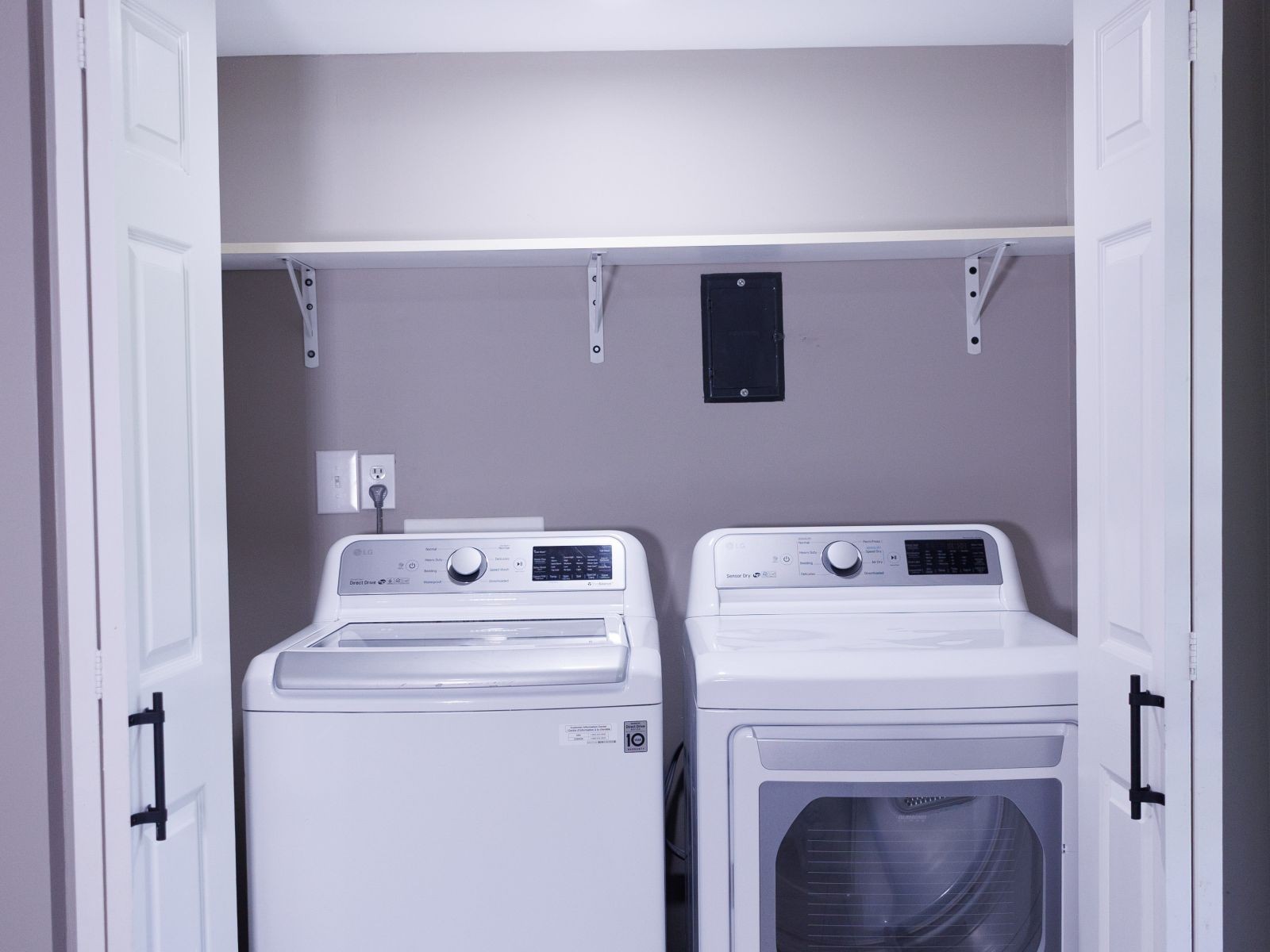 238 Ellington Place Madison, TN 37115 - Photo 4 of 10 a utility room with dryer and washer