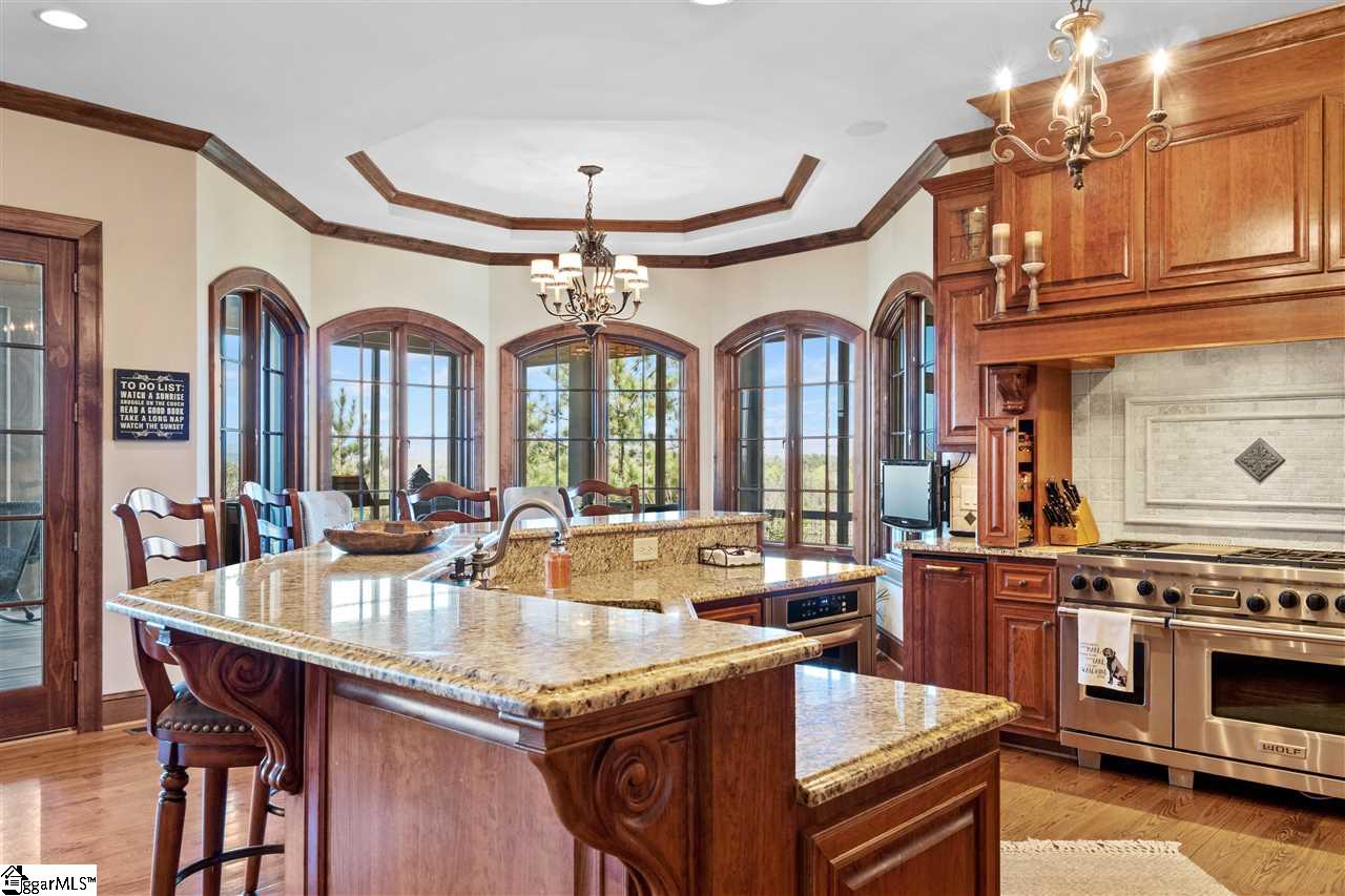 410 Top Ridge Drive Sunset, SC 29685 - Photo 19 of 36 OPEN concept for easy cooking & entertaining