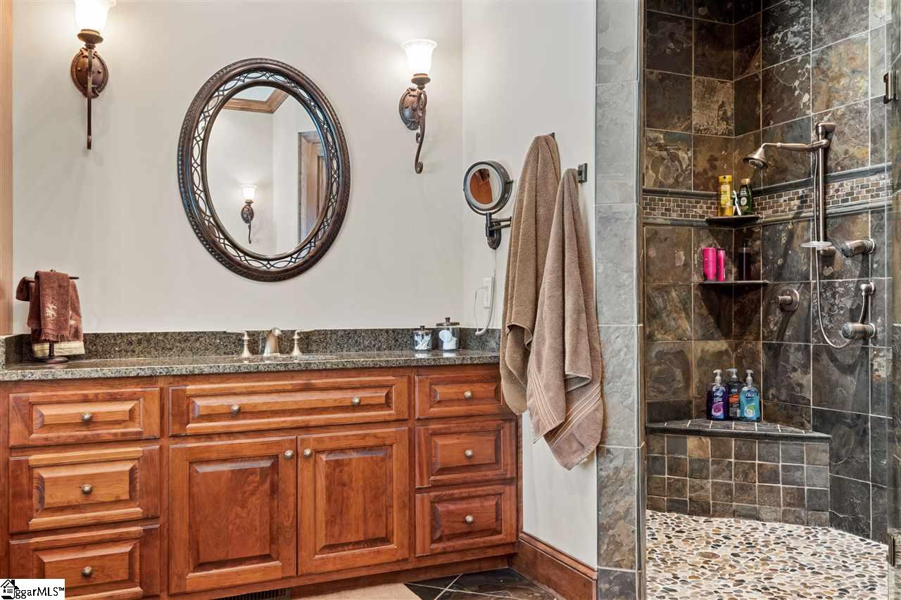 410 Top Ridge Drive Sunset, SC 29685 - Photo 21 of 36 His & Hers Vanities