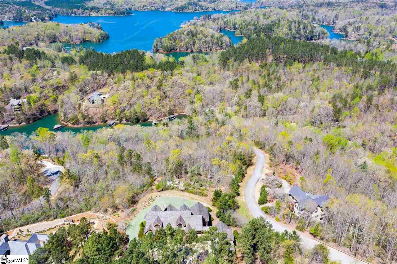 410 Top Ridge Drive Sunset, SC 29685 - Photo 4 of 36 Lake Keowee, Lake Jocasee, various water falls, and the Blue Ridge Mountains