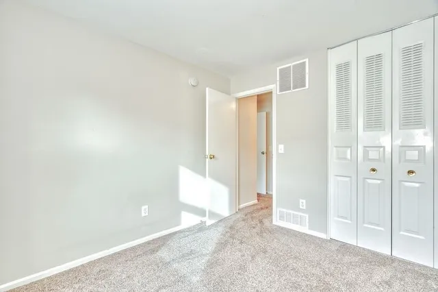 $169,900 | 26 Arrowhead Way South, Perinton, NY 14450