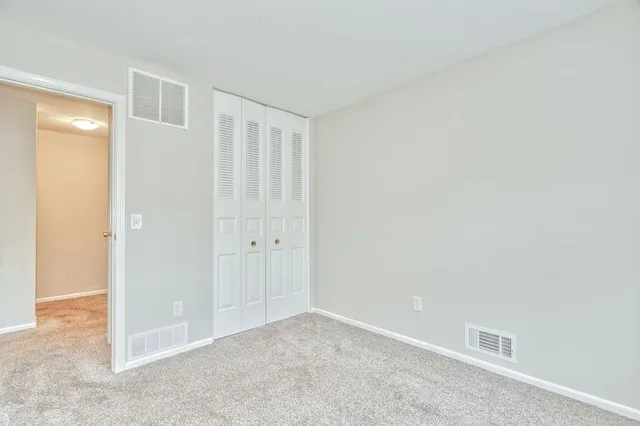 $169,900 | 26 Arrowhead Way South, Perinton, NY 14450