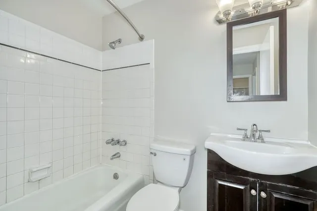 $169,900 | 26 Arrowhead Way South, Perinton, NY 14450