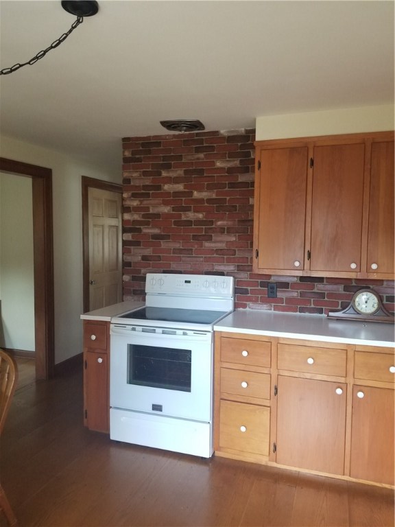 271 High Street Westerly, RI 02891 - Photo 8 of 19 Gallery Image 8