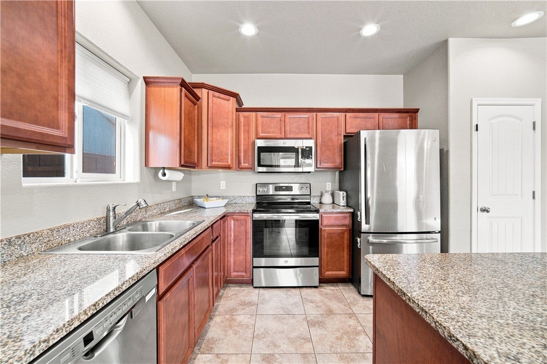 5353 Eagle View Road Kingman, AZ 86409 - Photo 16 of 66 Gallery Image 16