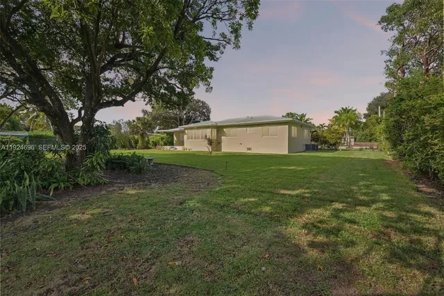 $749,000 | 140 Northeast 161st Street, Miami, FL 33162