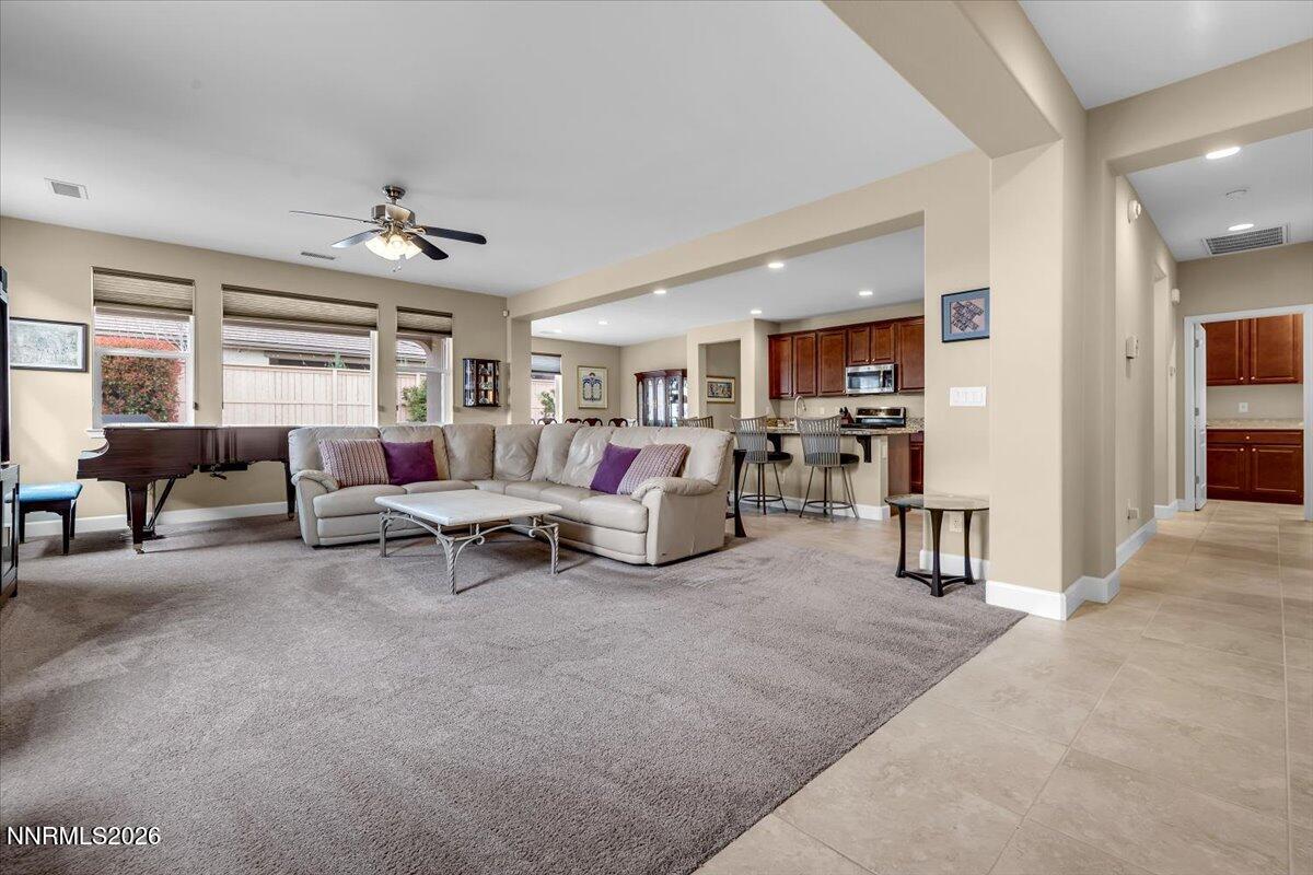 1870 Culiacan Pass Court Reno, NV 89521 - Photo 4 of 59 04-004