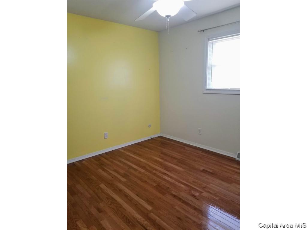 2073 Hastings Road Springfield, IL 62702 - Photo 13 of 22