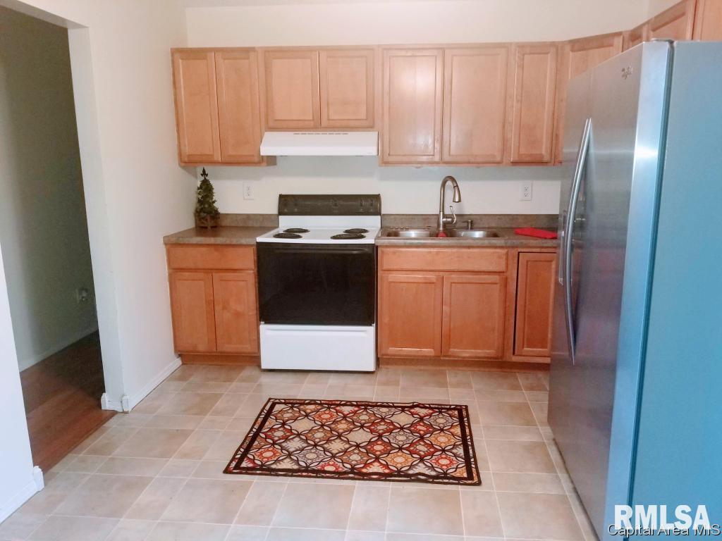 2073 Hastings Road Springfield, IL 62702 - Photo 6 of 22