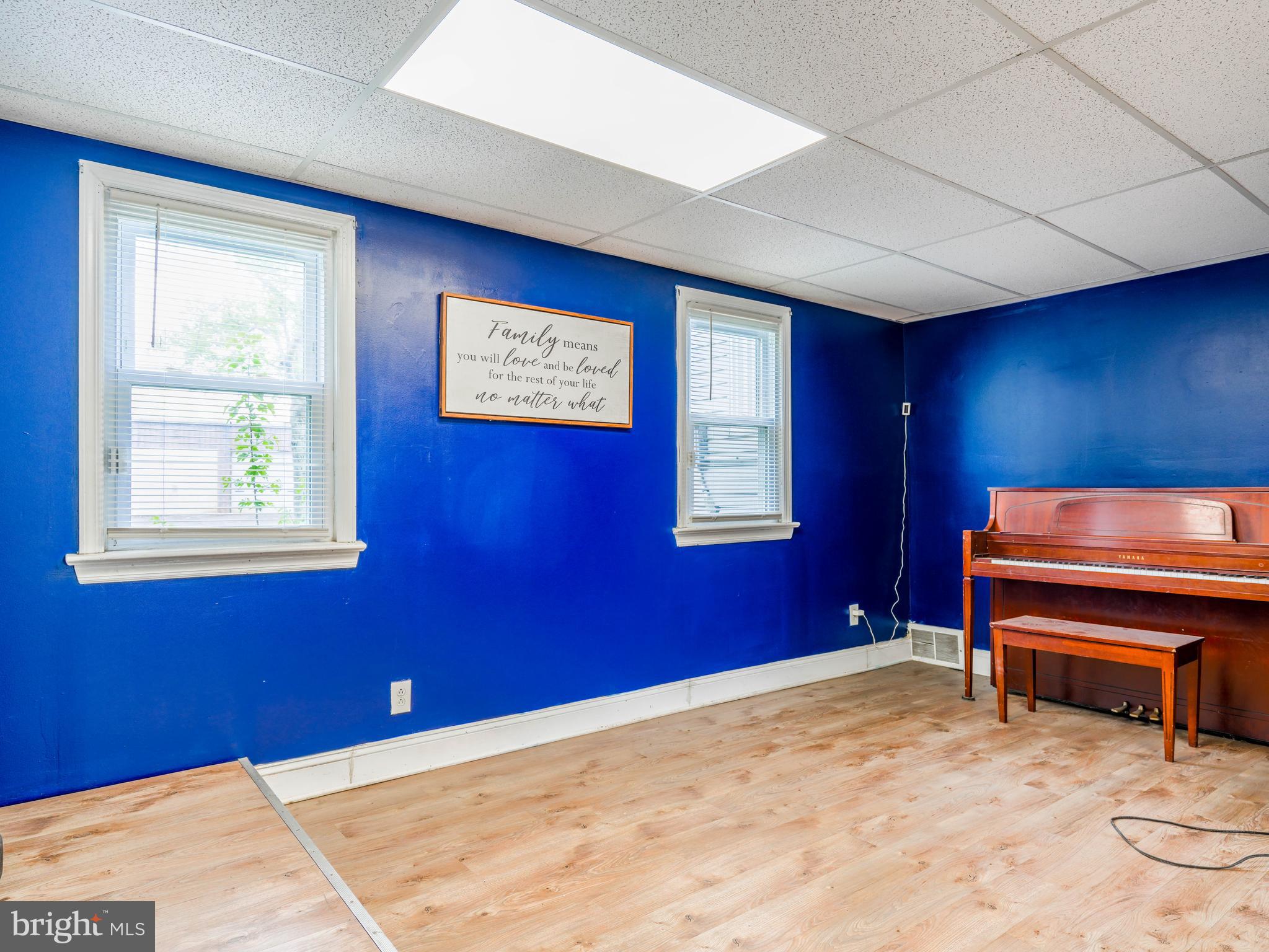 708 Public Road Palmyra, NJ 08065 - Photo 35 of 49