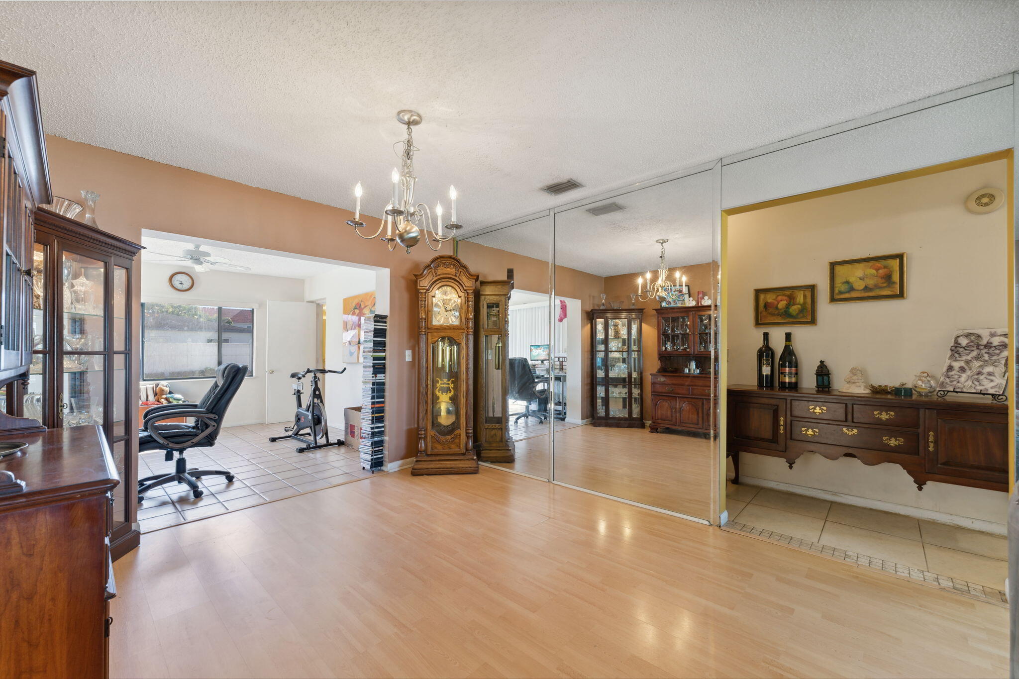 10870 Stacey Lane Boca Raton, FL 33428 - Photo 14 of 27 5-web-or-mls-DSC04017