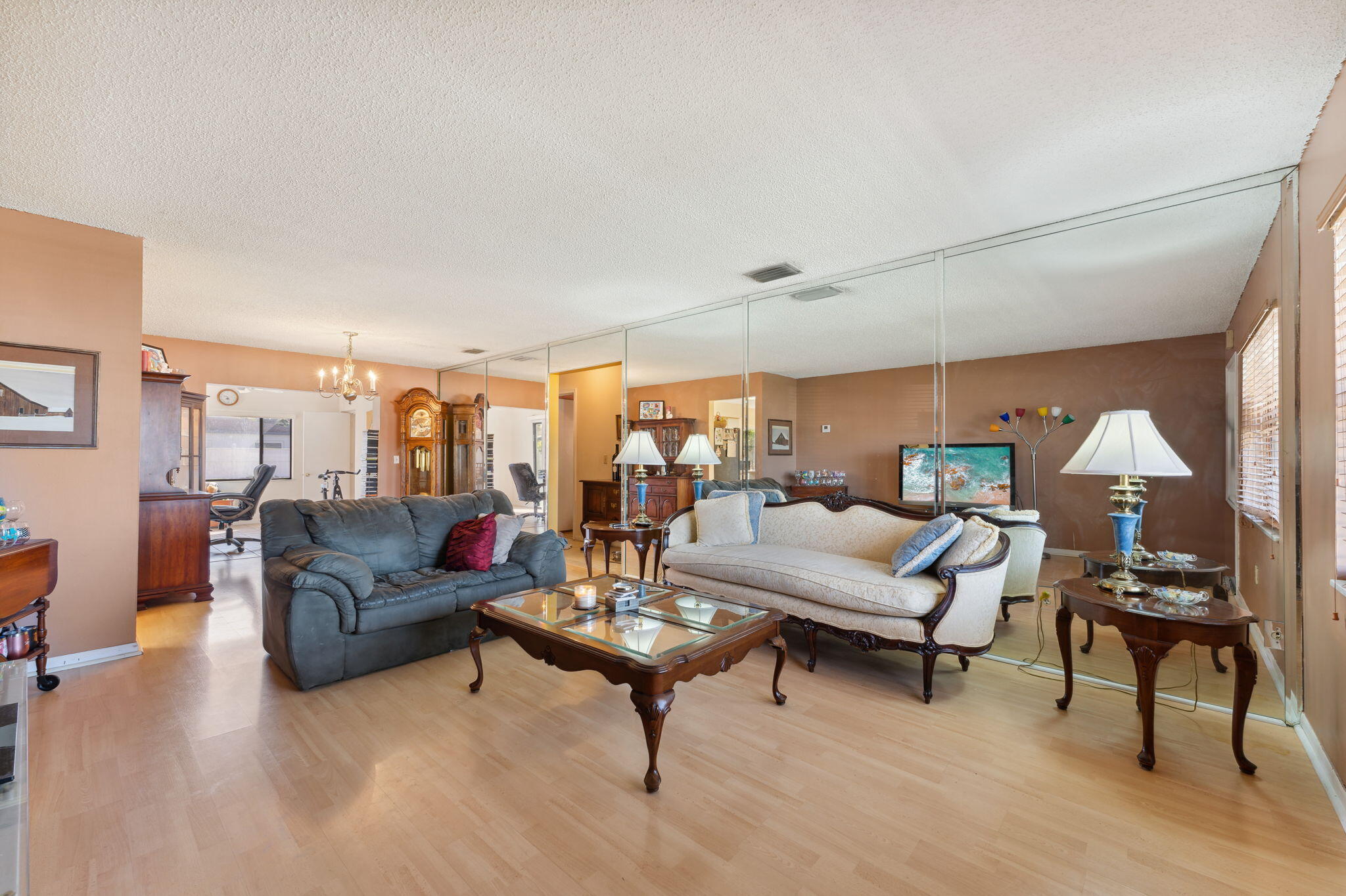 10870 Stacey Lane Boca Raton, FL 33428 - Photo 9 of 27 8-web-or-mls-DSC04002