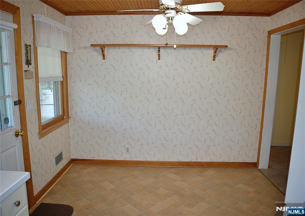 138 11th Street Wood-Ridge, NJ 07075 - Photo 11 of 30 Gallery Image 11
