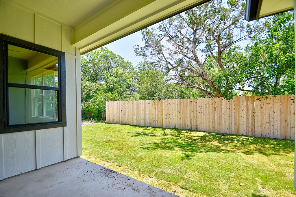 513 Conner Court Kerrville, TX 78028 - Photo 48 of 54 a view of small yard