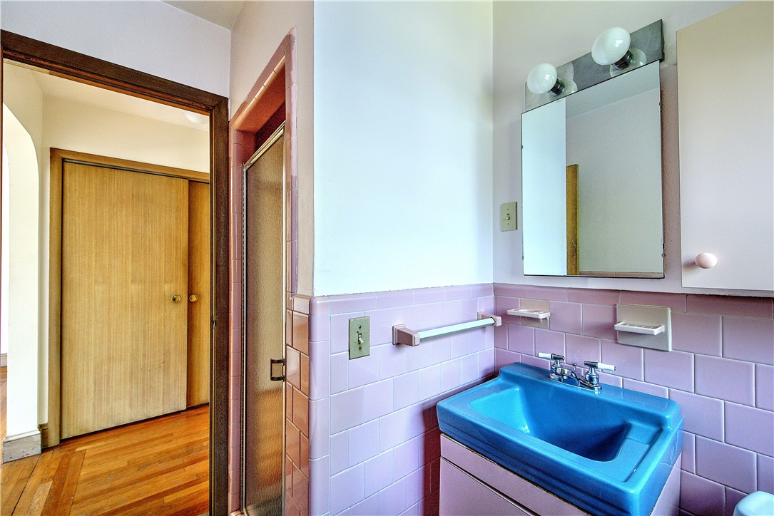 25 Brookway Road Providence, RI 02906 - Photo 17 of 33