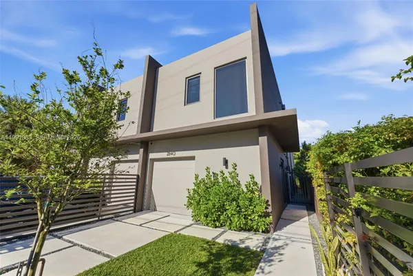 $9,750 | 2840 Southwest 32nd Court, Miami, FL 33133