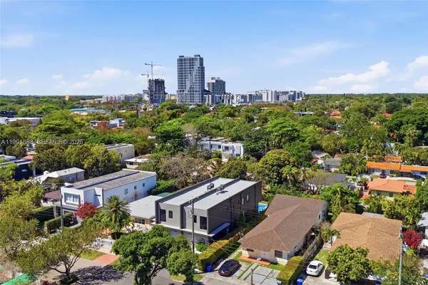 $9,750 | 2840 Southwest 32nd Court, Miami, FL 33133