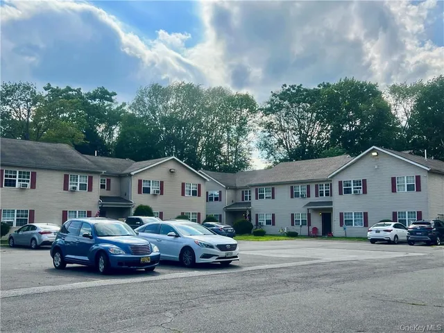 $1,400 | 13-19 Cole Street, Unit A22, Port Jervis, NY 12771