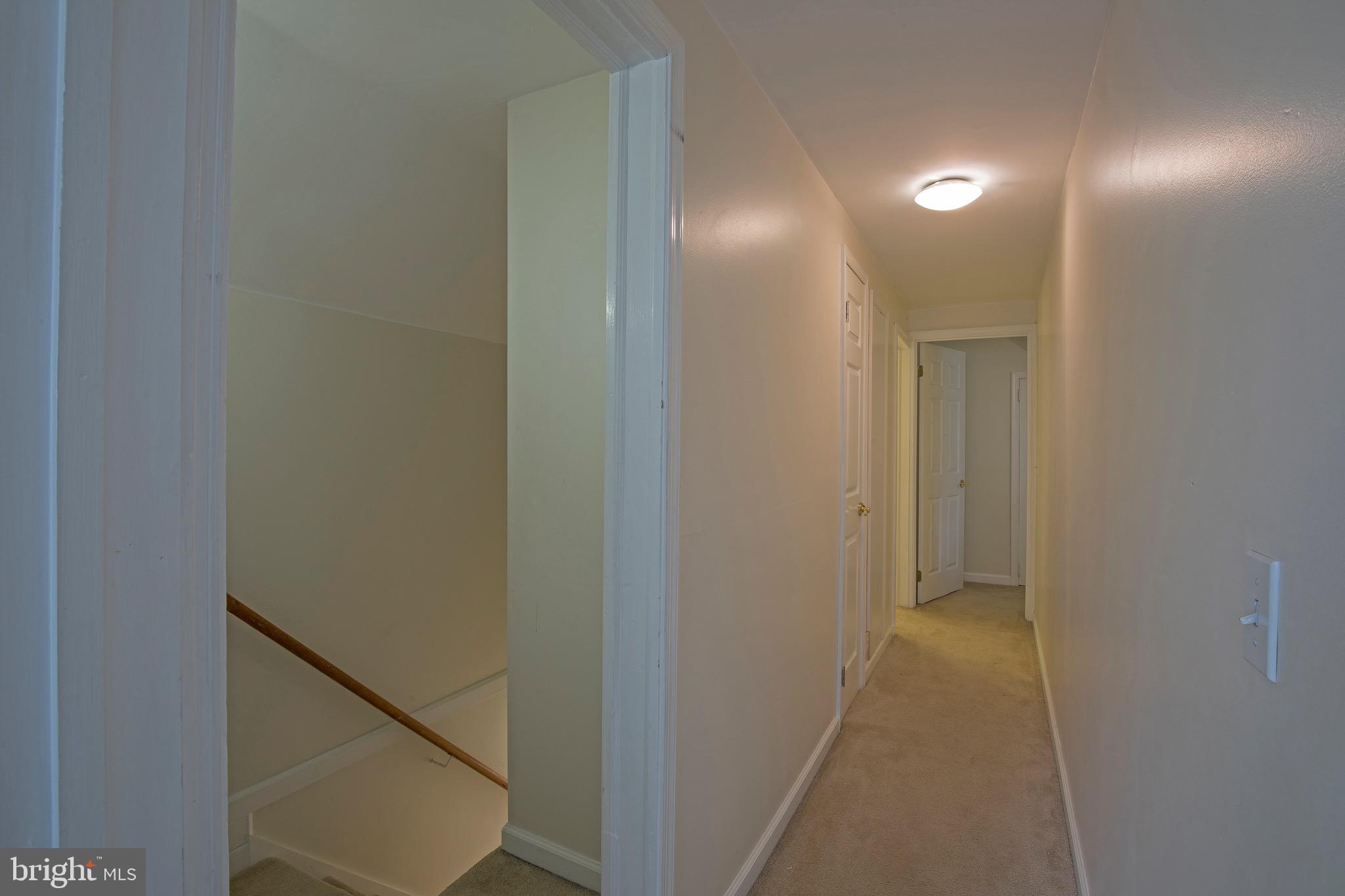 508 Washington Crossing Road Newtown, PA 18940 - Photo 25 of 39 Upstairs hall