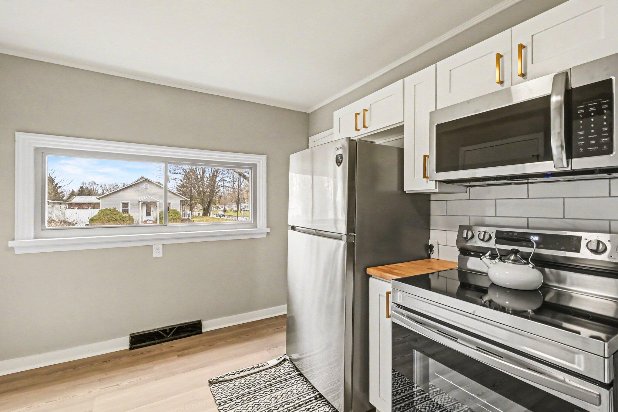 348 West State Road Hastings, MI 49058 - Photo 12 of 29 011_file_2777