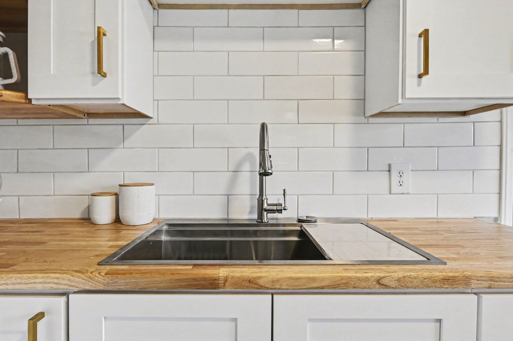 348 West State Road Hastings, MI 49058 - Photo 10 of 29 009_file_2022