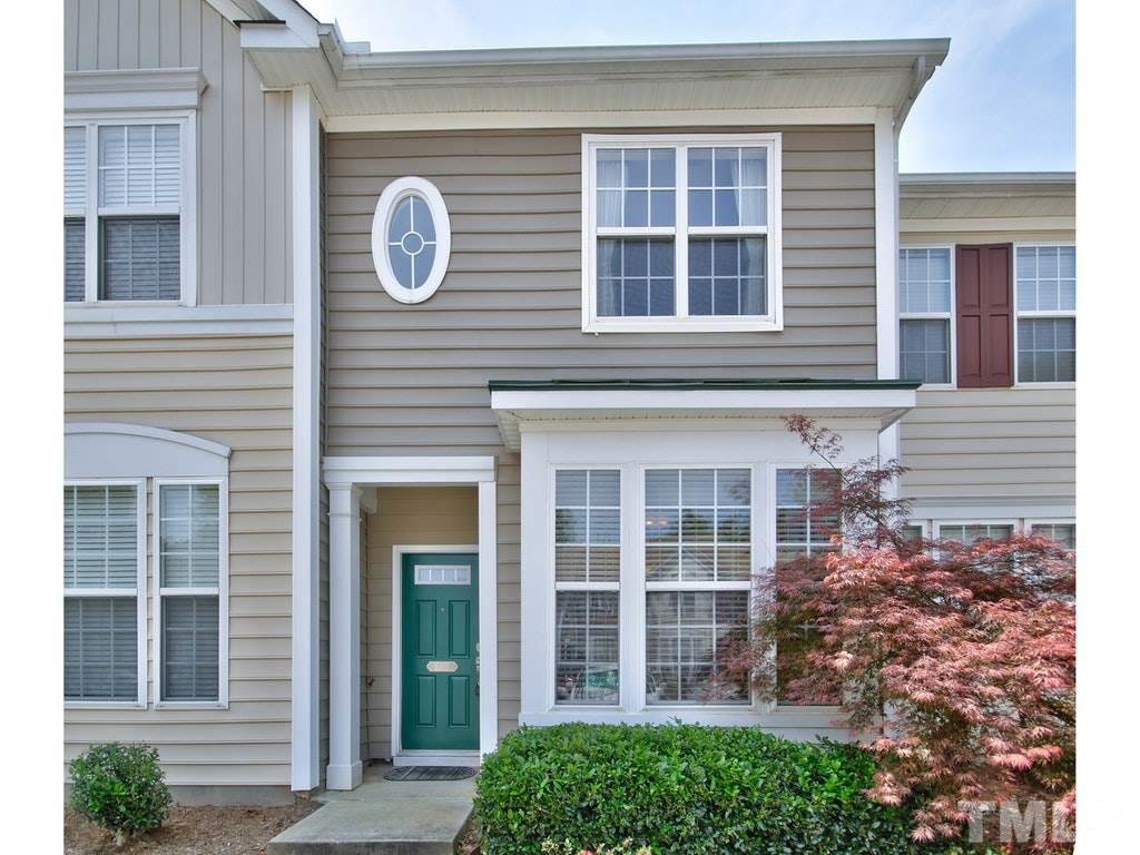 5315 Crescentview Parkway Raleigh, NC 27606 - Photo 2 of 25 Gallery Image 2