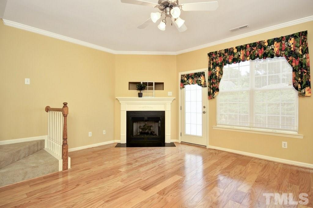 5315 Crescentview Parkway Raleigh, NC 27606 - Photo 10 of 25 Gallery Image 10