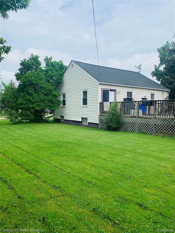 2505 Dearborn Avenue Rochester Hills, MI 48309 - Photo 3 of 25