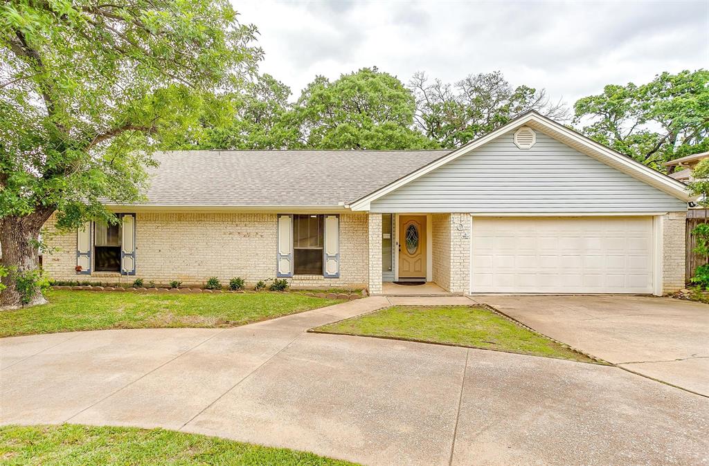 104 Northeast Rosamond St