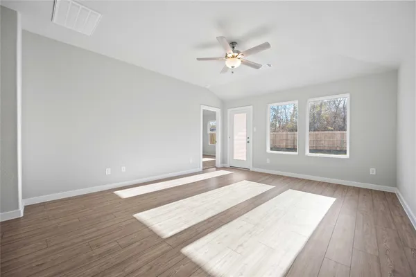 $2,250 | 2823 Windy Homestead Lane, Crosby, TX 77532