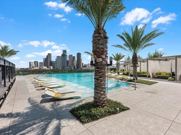 $9,995 | 1711 Allen Parkway, Unit 2102, Houston, TX 77019