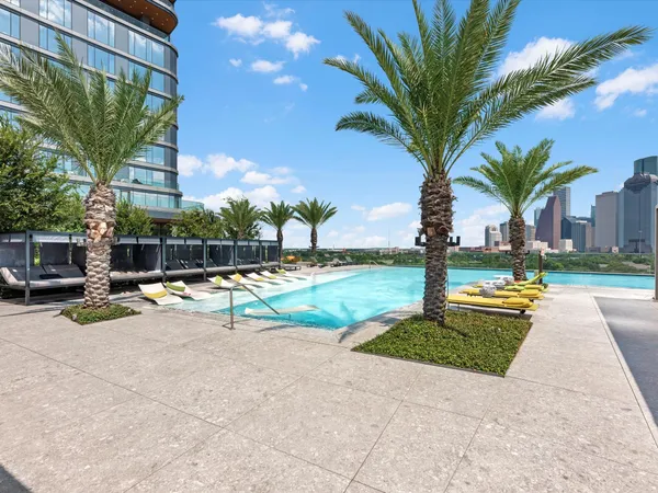 $9,995 | 1711 Allen Parkway, Unit 2102, Houston, TX 77019
