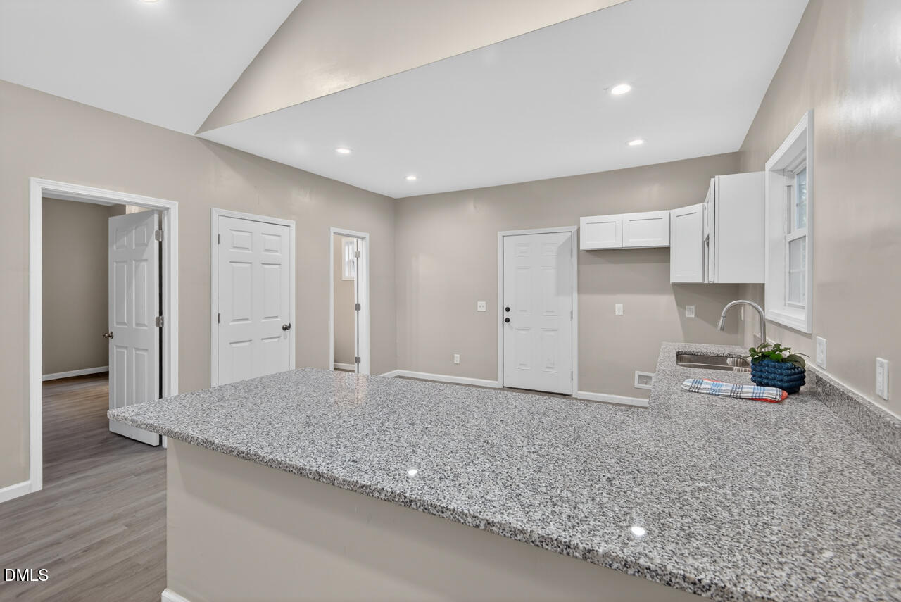 1107 Franklin Street Durham, NC 27701 - Photo 7 of 21 14