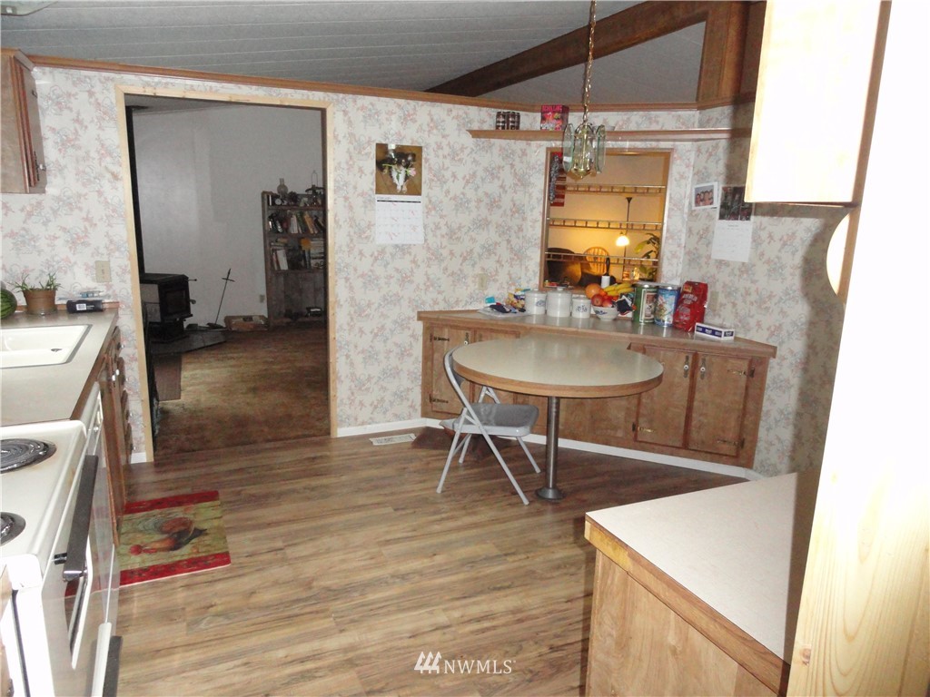 2632 Seminary Hill Road Centralia, WA 98531 - Photo 2 of 13 Gallery Image 2