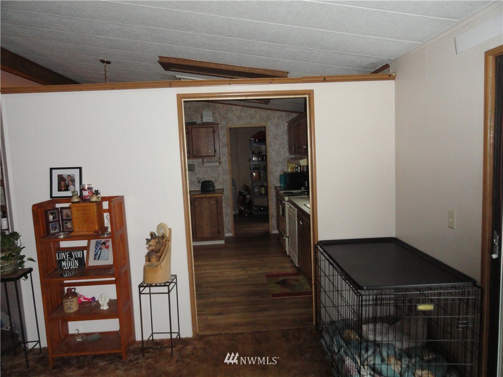 2632 Seminary Hill Road Centralia, WA 98531 - Photo 4 of 13 Gallery Image 4